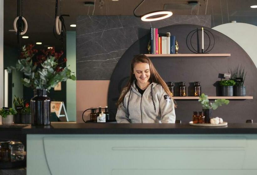 Hotelli Holiday Inn The Niu, Cure Erlangen, An Ihg