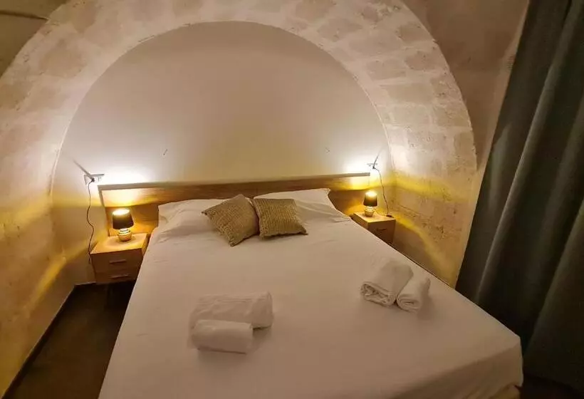 پانسیون Lithoss