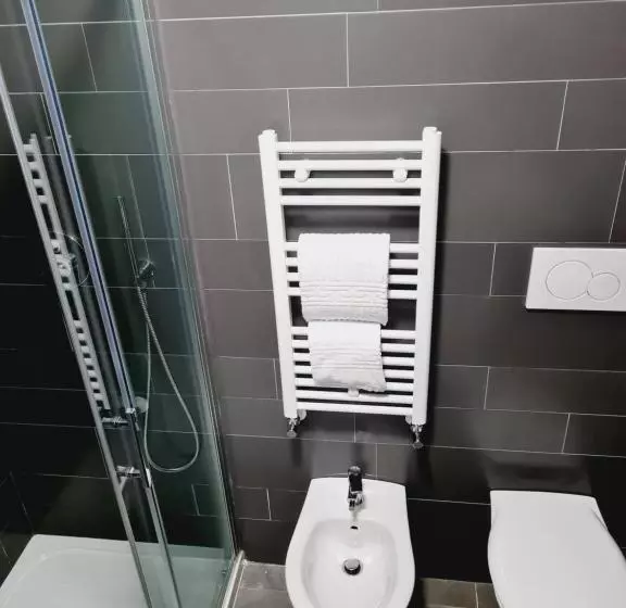 پانسیون Lithoss