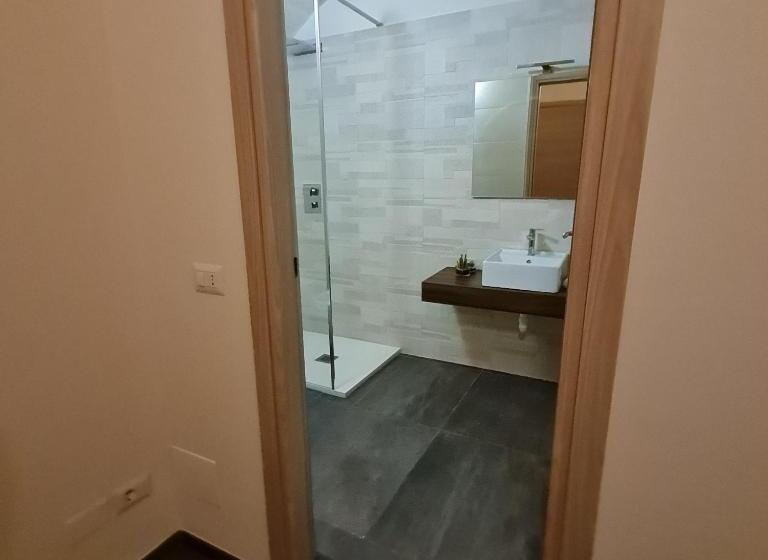 پانسیون Lithoss