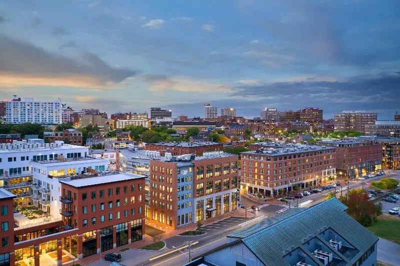Hotelli Aloft Portland Downtown Waterfront Me