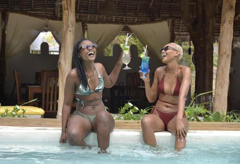 هتل Mem Luxury Apartments And