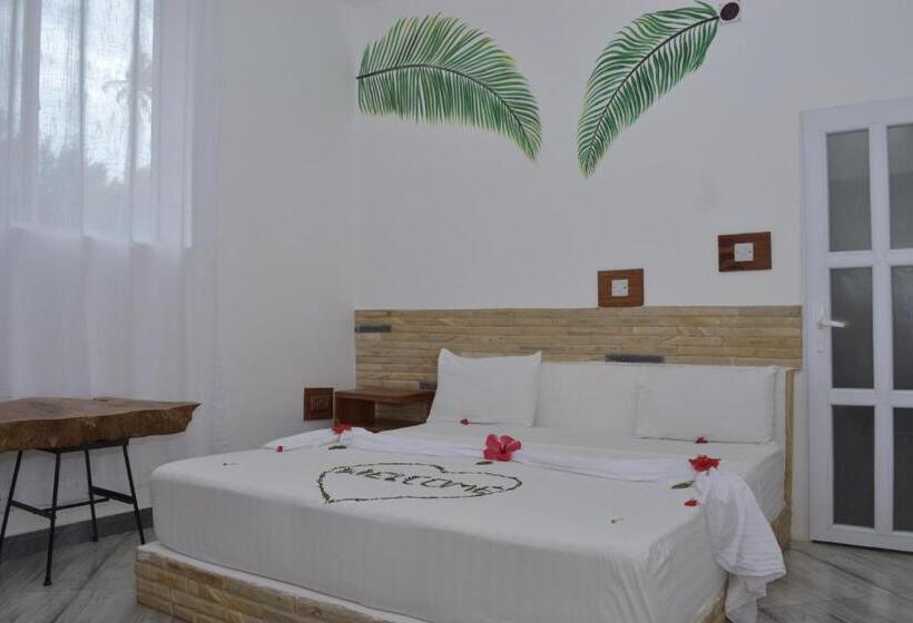 هتل Mem Luxury Apartments And