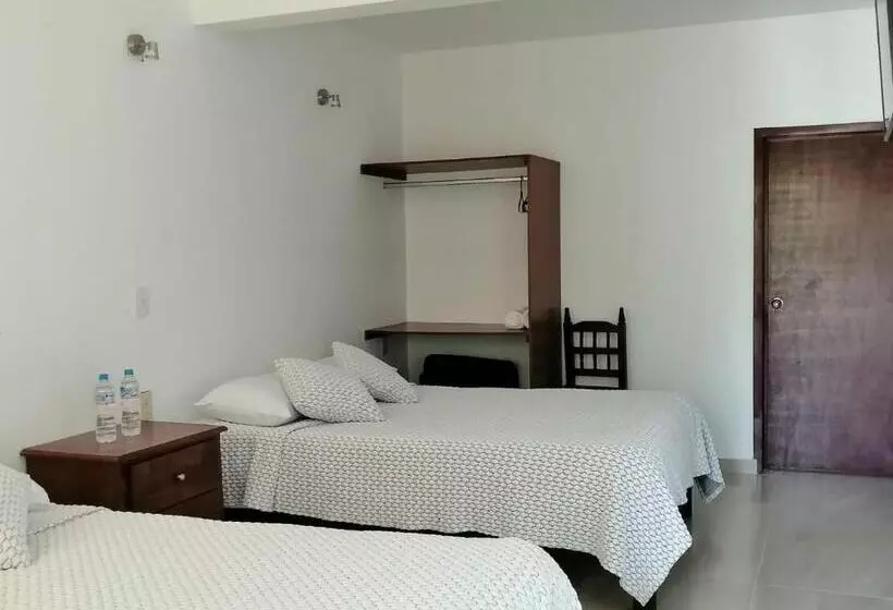 ホテル Sierra Bonita