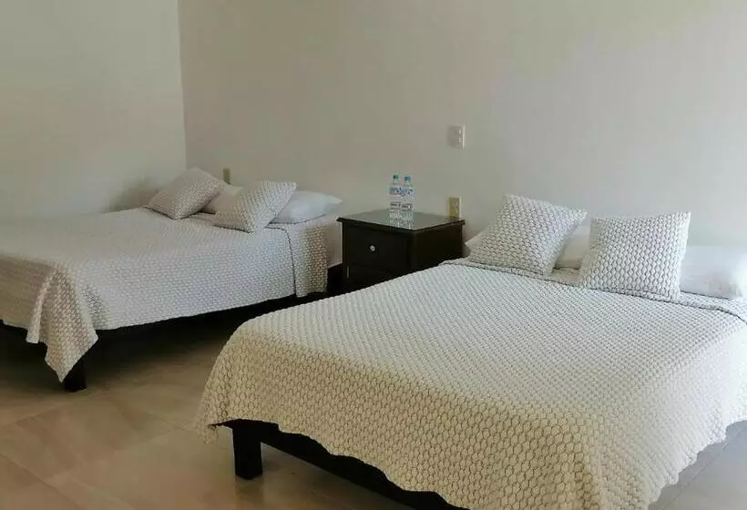 ホテル Sierra Bonita