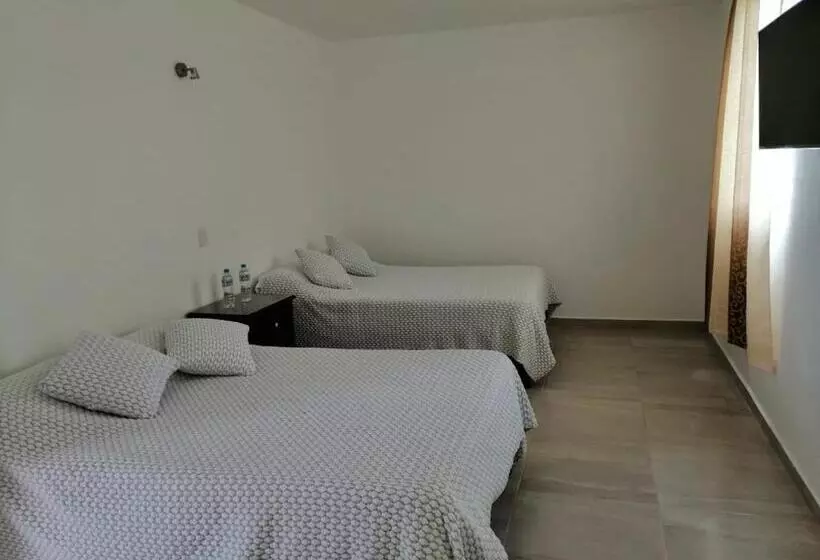 ホテル Sierra Bonita