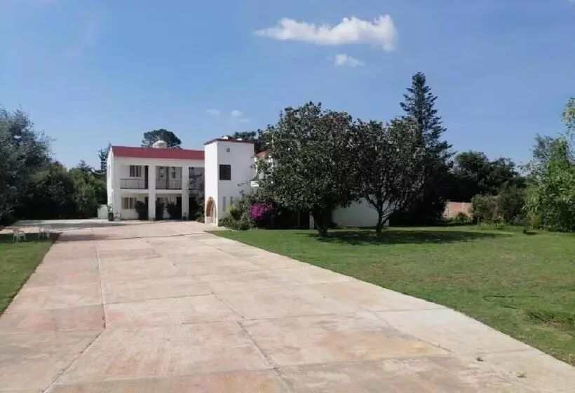 ホテル Sierra Bonita