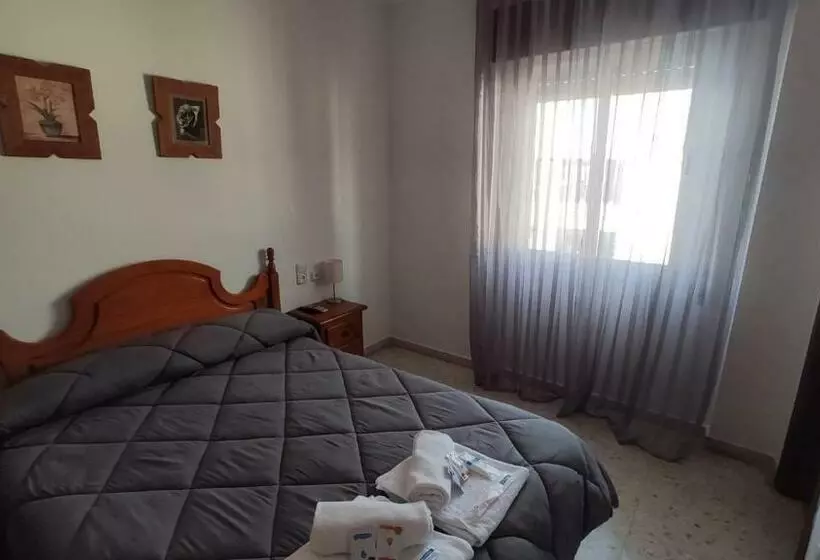 پانسیون Hostal Efebo 24h