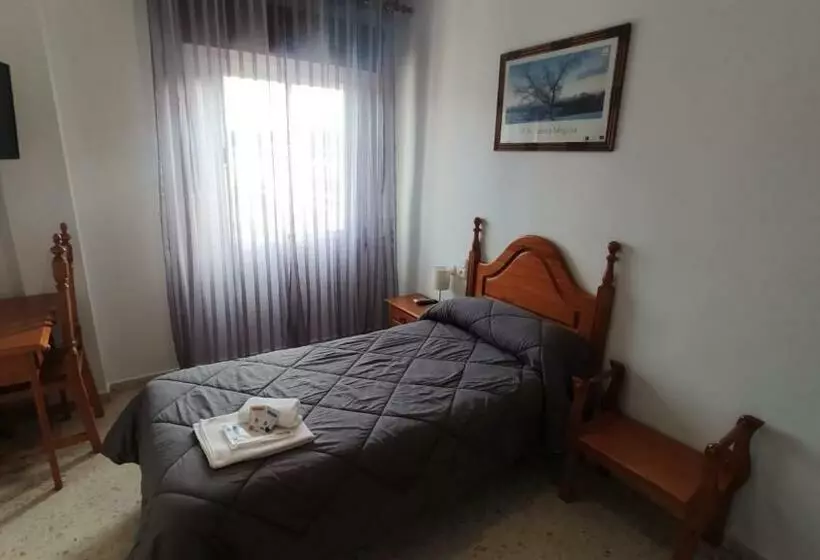 پانسیون Hostal Efebo 24h