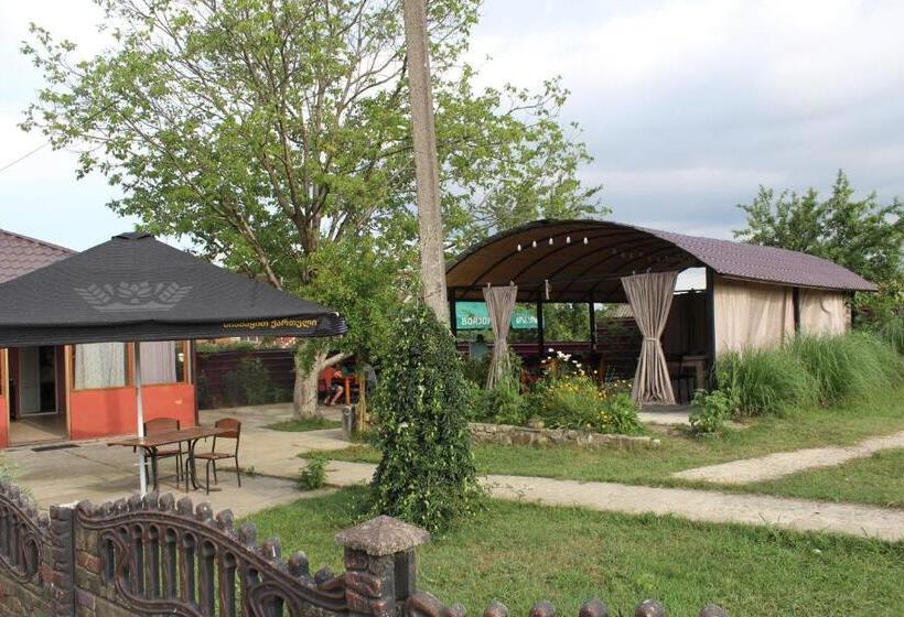 پانسیون Sweet Village