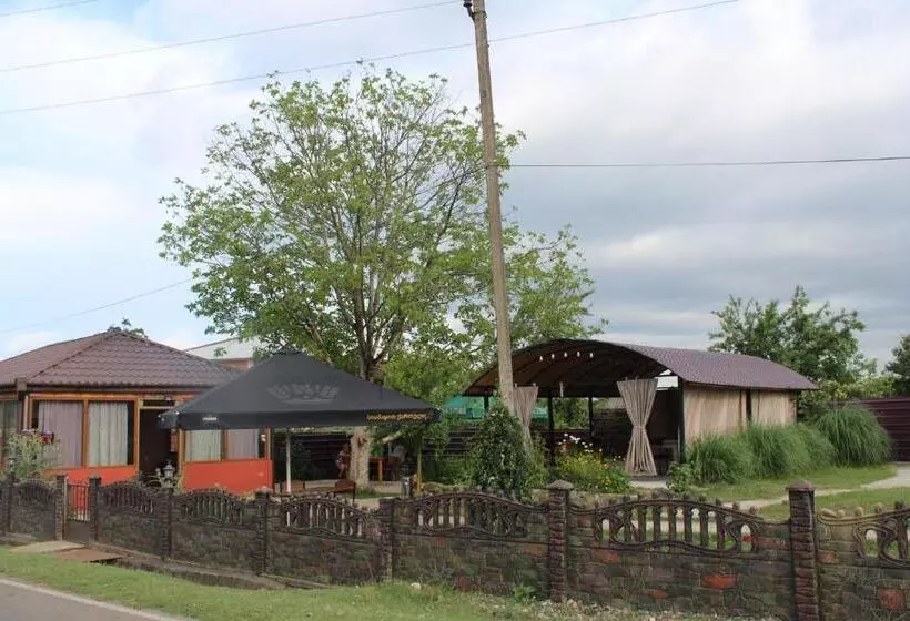 پانسیون Sweet Village