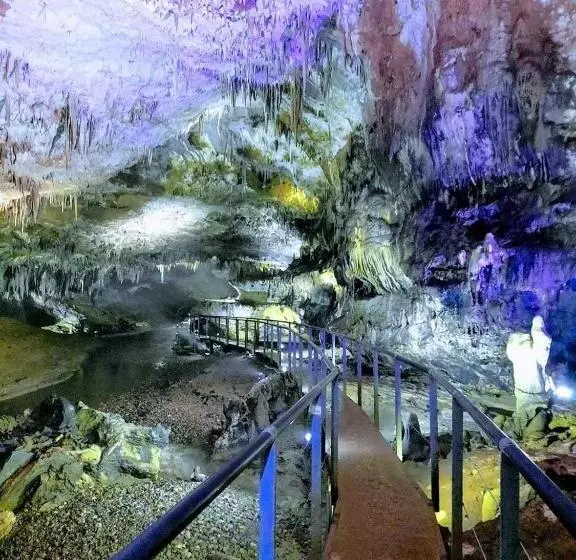 پانسیون Sweet Village