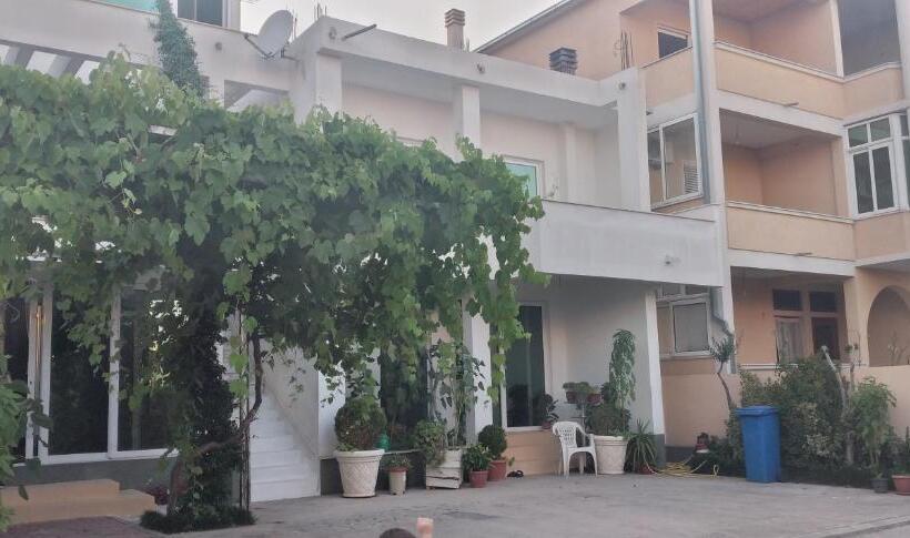 پانسیون Vila Arb