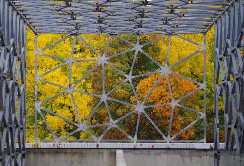 Zsolnay Negyed Vendégháza