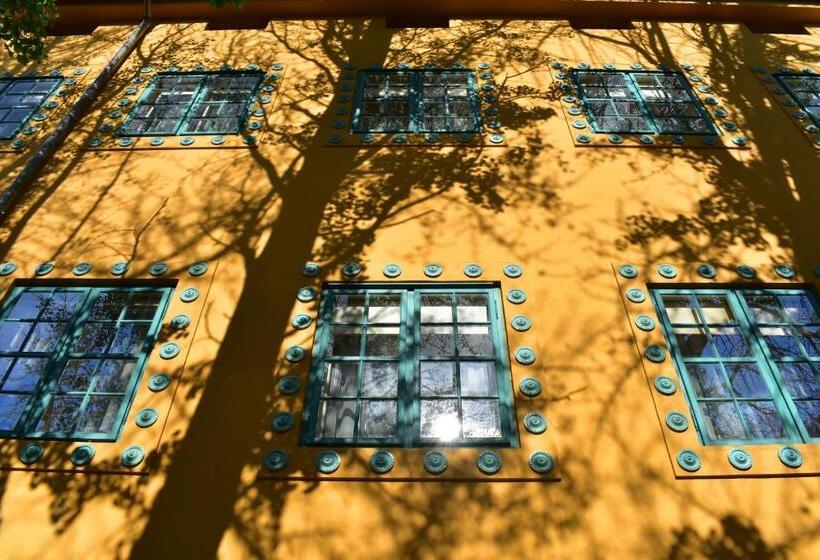 Zsolnay Negyed Vendégháza