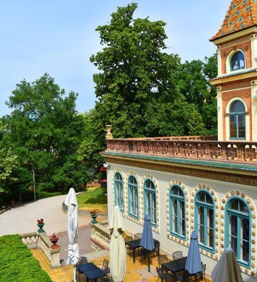 Zsolnay Negyed Vendégháza