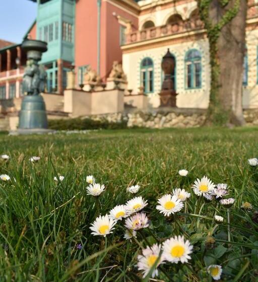 Zsolnay Negyed Vendégháza