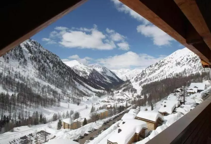 Résidence Les Terrasses D Isola 2000