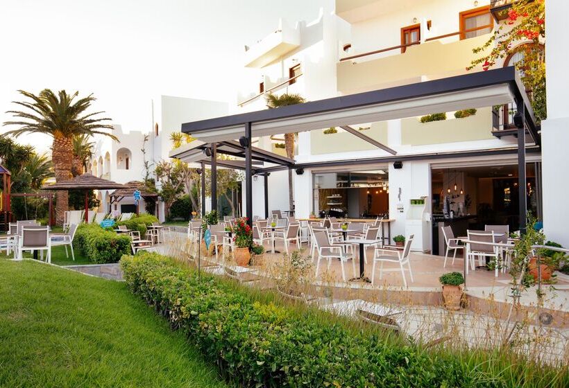 בית מלון כפרי Alianthos Garden