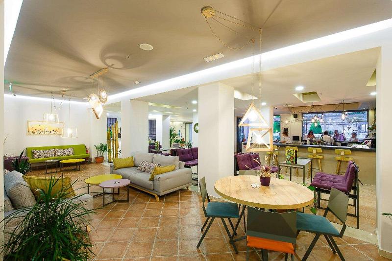 בית מלון כפרי Alianthos Garden