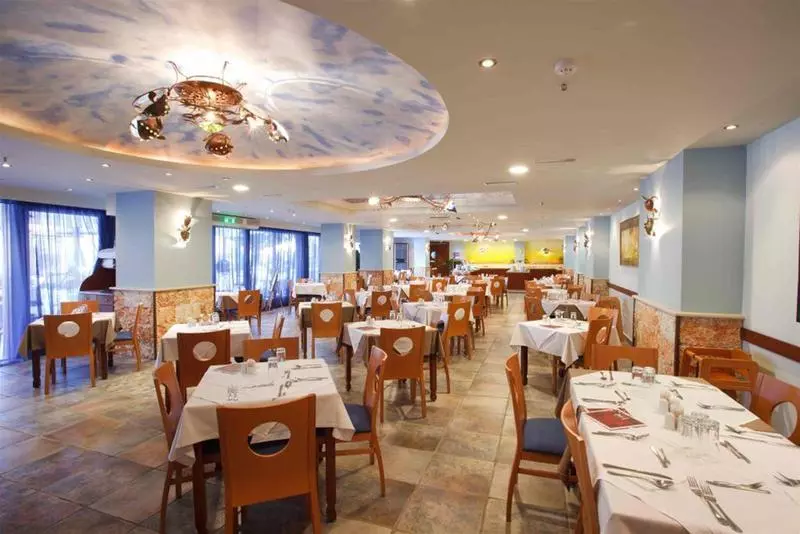 Отель Alianthos Garden