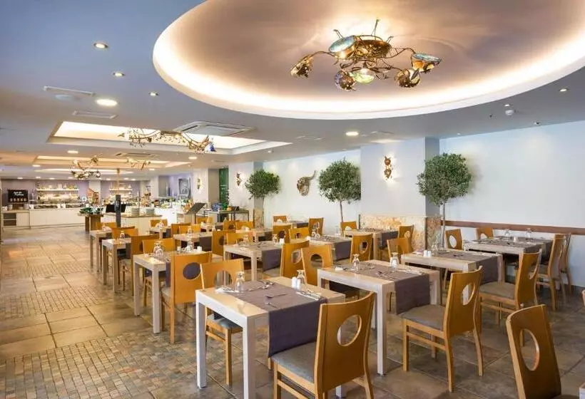 Отель Alianthos Garden