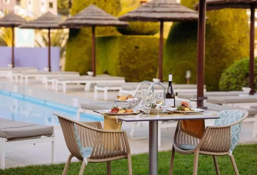 Отель Alianthos Garden