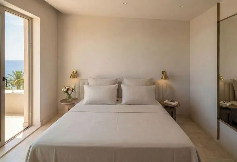 Alianthos Estate Resort