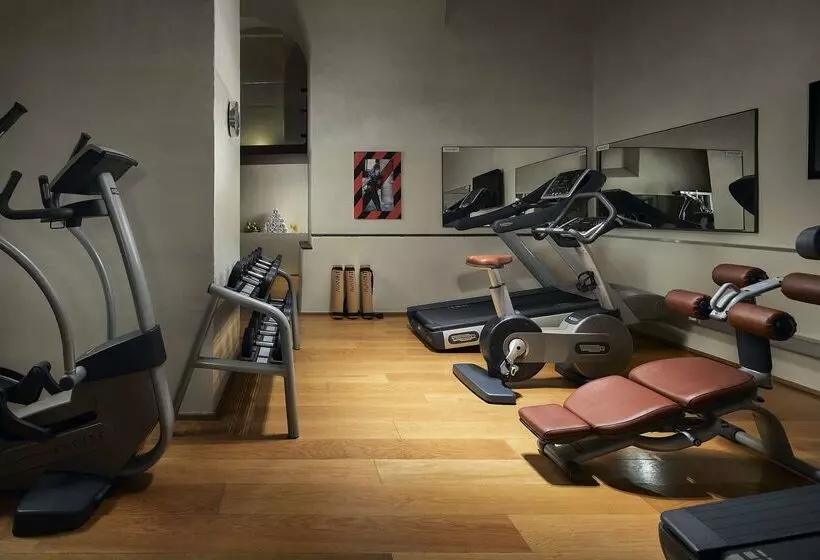 Avani Palazzo Moscova Milan Hotel  Previously Nh Palazzo Moscova