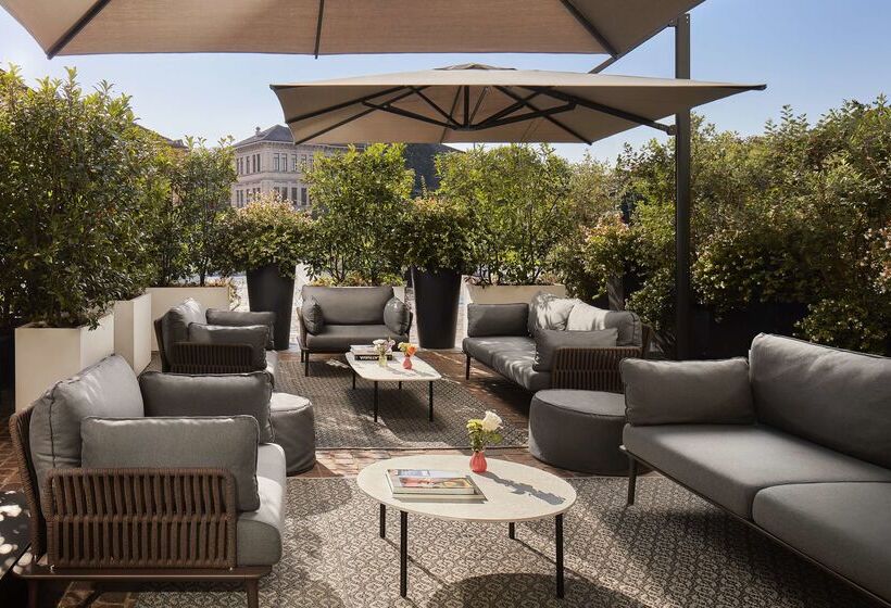 Avani Palazzo Moscova Milan Hotel  Previously Nh Palazzo Moscova