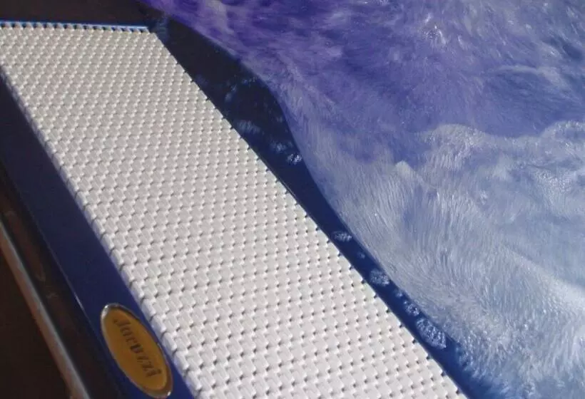 Отель Château De L Abbaye   Teritoria