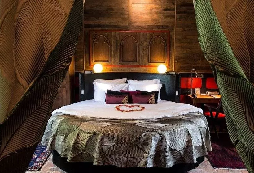 Отель Château De L Abbaye   Teritoria