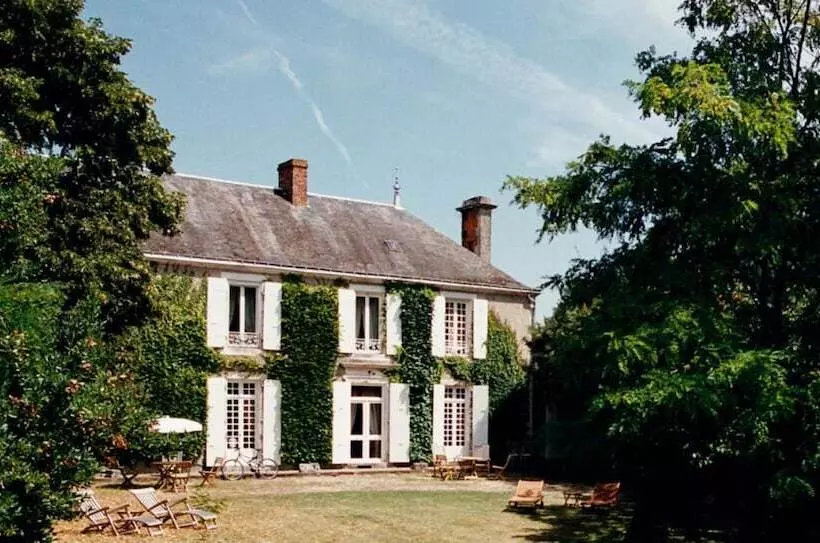 Отель Château De L Abbaye   Teritoria