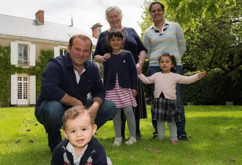 Отель Château De L Abbaye   Teritoria