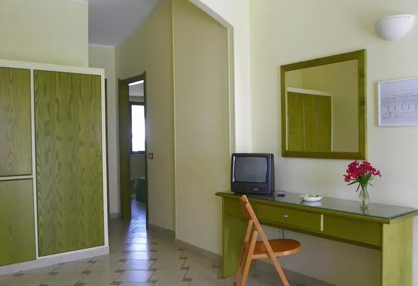 Отель Estella Club & Beauty