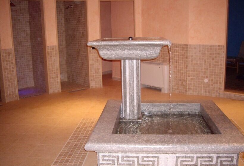 Отель Estella Club & Beauty