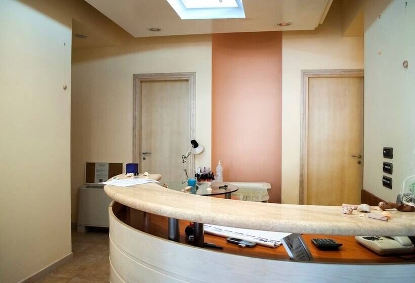 Отель Estella Club & Beauty