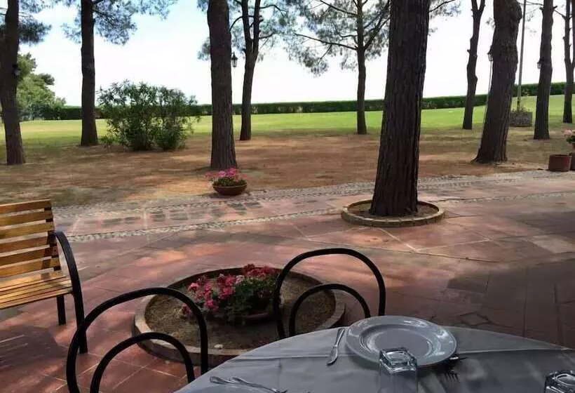 Отель Estella Club & Beauty