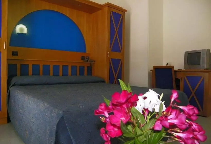 Отель Estella Club & Beauty