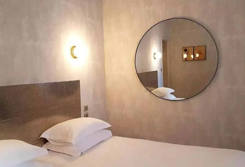 هتل Hôtel L Orque Bleue