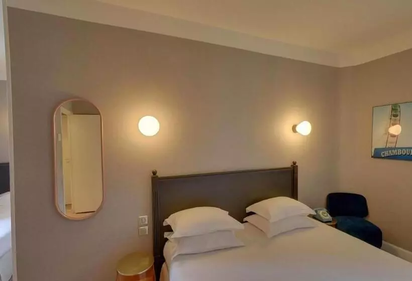 هتل Hôtel L Orque Bleue