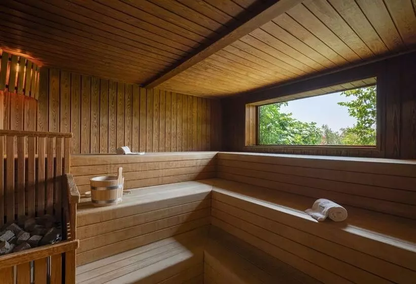 Отель Il Boscareto Resort & Spa