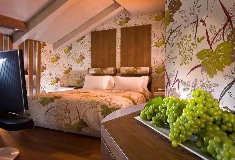 Отель Il Boscareto Resort & Spa