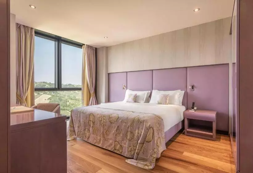 Отель Il Boscareto Resort & Spa