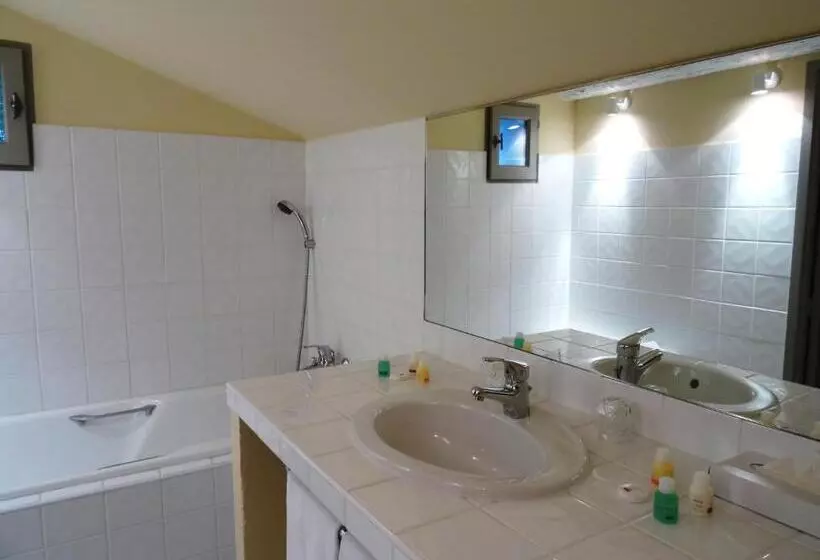 هتل Le Jas De Gordes