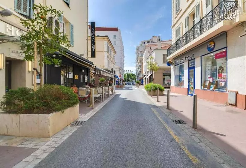 בית מלון כפרי Le Mistral