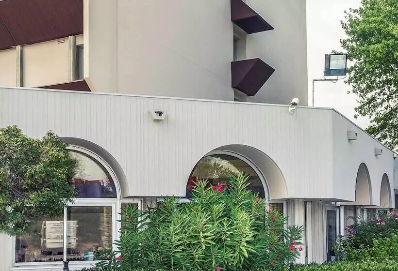 Отель Mercure Vienne Sud Chanas