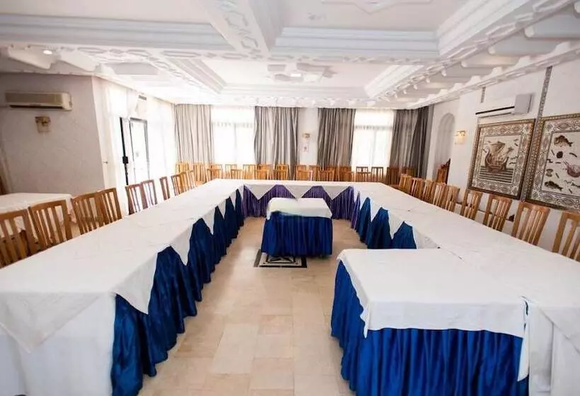 هتل City Business Monastir Center