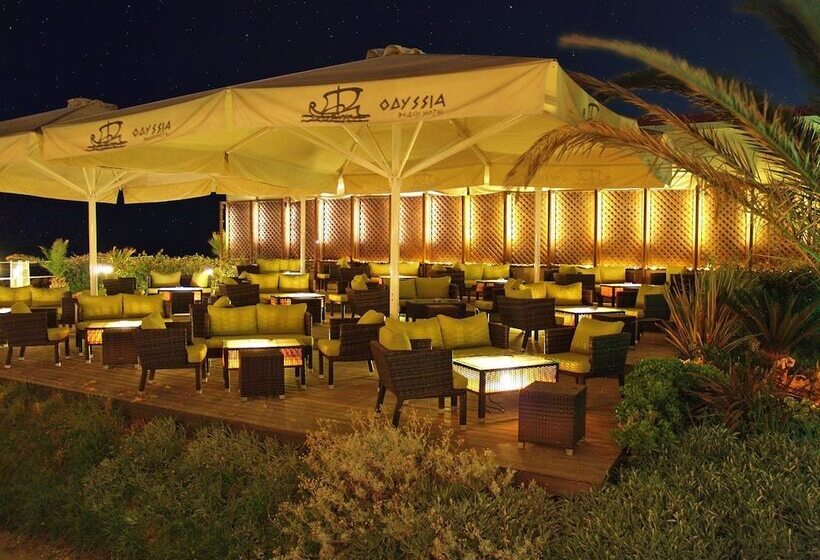 בית מלון כפרי Odyssia Beach