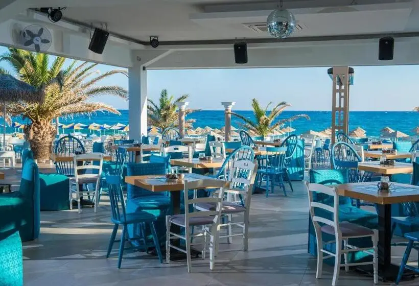 ホテル Odyssia Beach